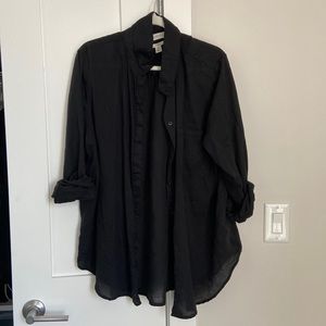 Light cotton blend button up